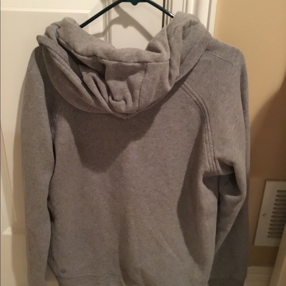 LuLuLemon Scuba Hoodie - Picture 2 of 3